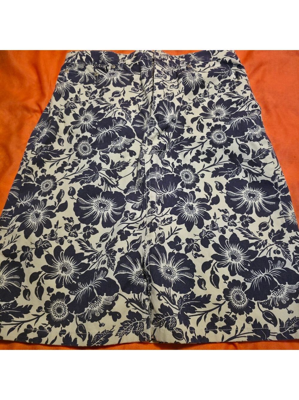 4/$25 Deal! Eddie Bauer Black and White Floral A-Line Skirt